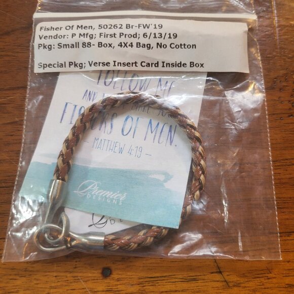 LOT OF 3 DIFFERENT BRACLETS NAME BRAND AND BRAND NEW - Picture 1 of 5